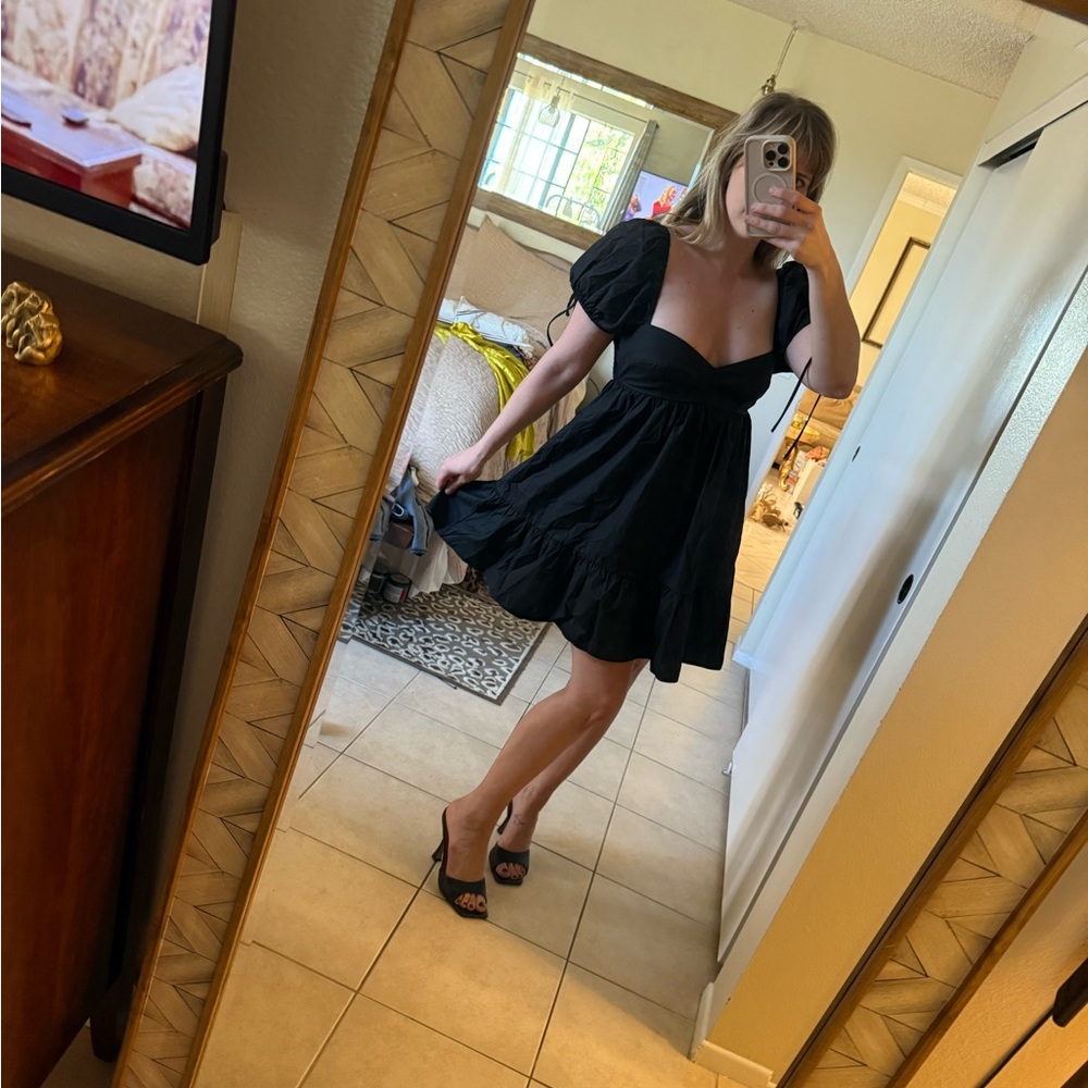 Structured Couture Inspired Black Puff Sleeve Min… - image 4